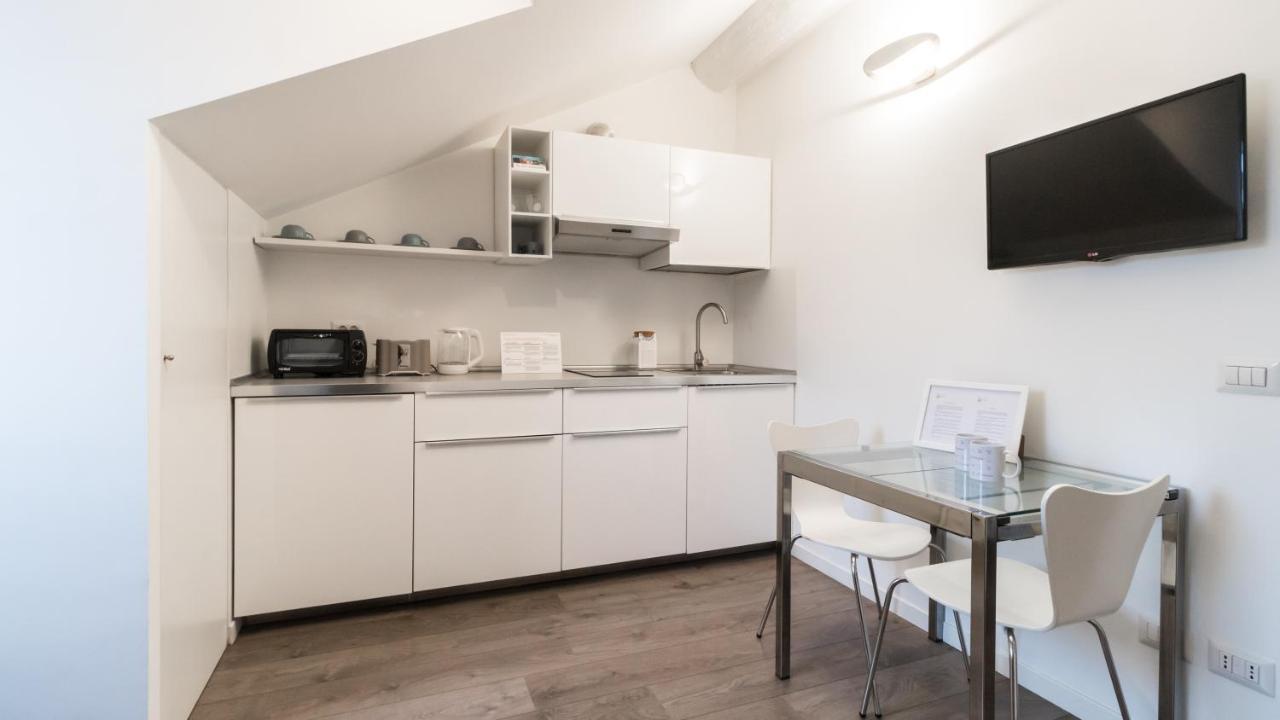 Italianway - Corso 9 * Milano